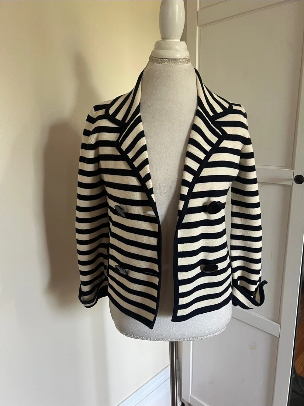 J.Crew Striped Double Breasted Navy Blue Ivory Knit Sweater Blazer Jacket XS - Picture 2 of 8